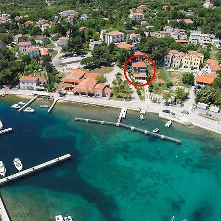 Apartments And Rooms By The Sea Nerezine, Losinj - 11815 Exterior foto