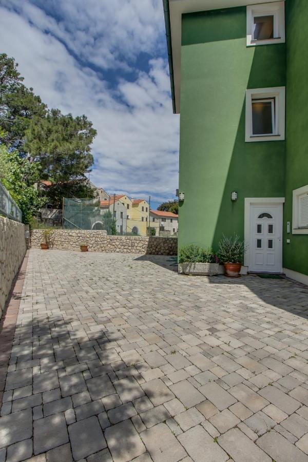Apartments And Rooms By The Sea Nerezine, Losinj - 11815 Exterior foto
